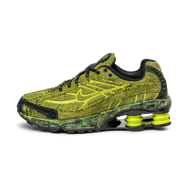 ★ナイキ★Shox Ride 2 Sneaker★Bright Cactus The Nike Shox Ride 2 Gets Grimy in 'Bright Cactus' Denim