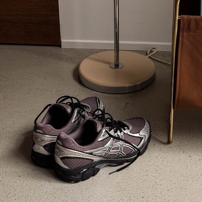 Asics GT-2160 onfeet