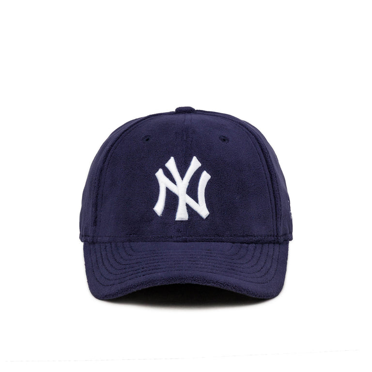 New Era MLB New York Yankees 9FORTY Fleece Cap - 1
