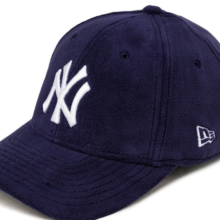 New Era MLB New York Yankees 9FORTY Fleece Cap - 2
