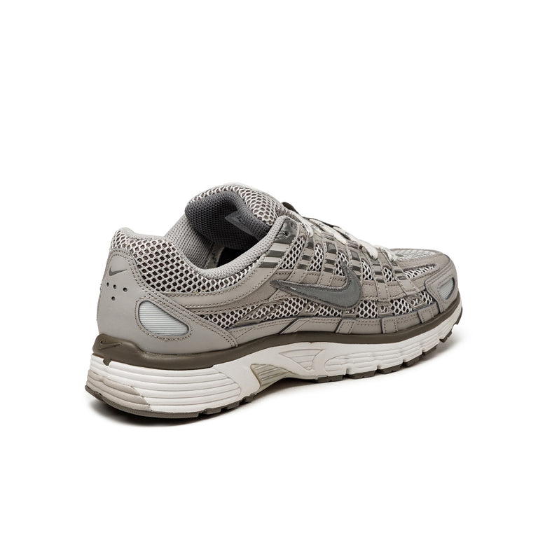 Nike P-6000