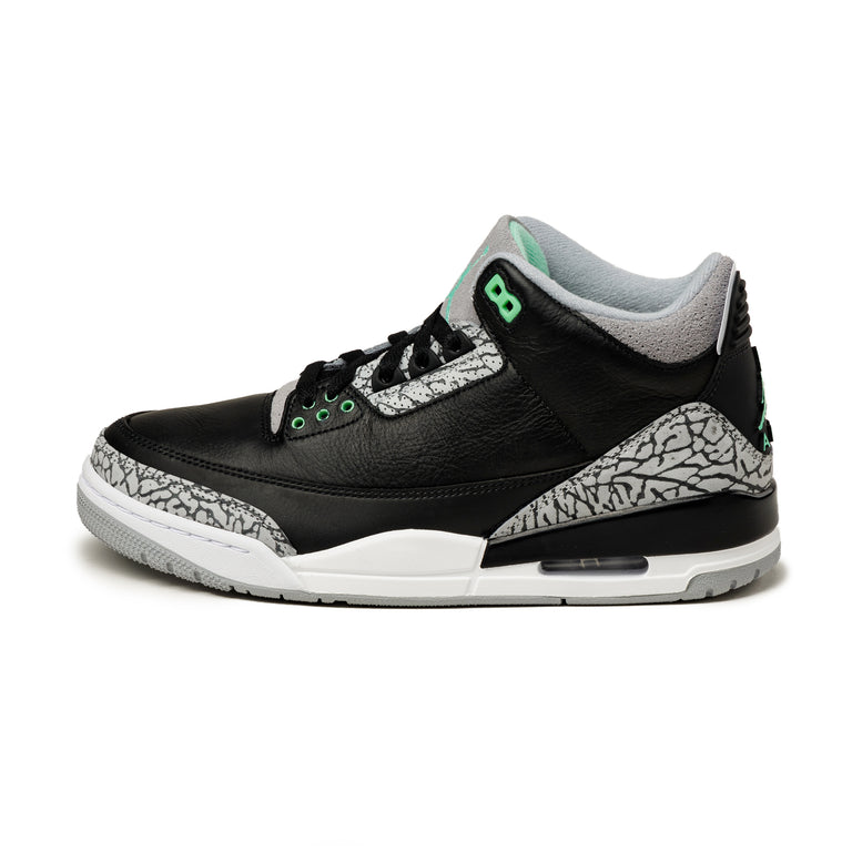 Nike Air Kids Jordan 3 Retro *Green Glow* onfeet