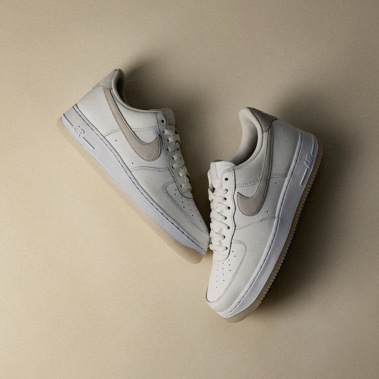 Nike Air Force 1 '07 LV8 onfeet