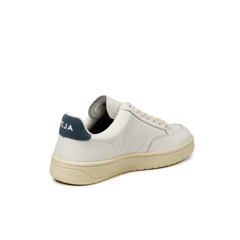 Veja V-12 Stitch W