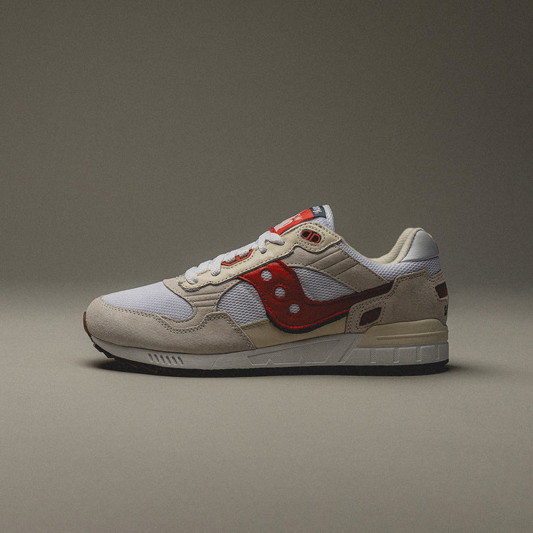 Saucony Shadow 5000 onfeet