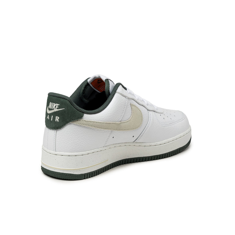 Nike Air Force 1 07 LV8 Sneaker Buy online now