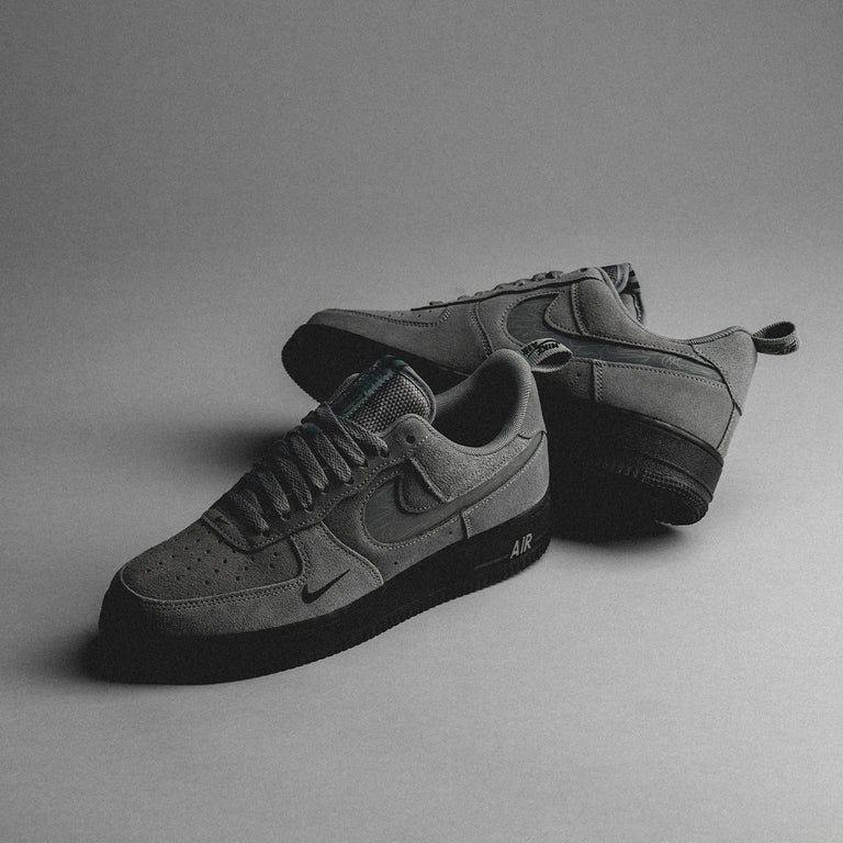 Nike air force 1 07 grau schwarz deals