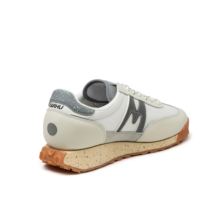 Karhu Mestari Control