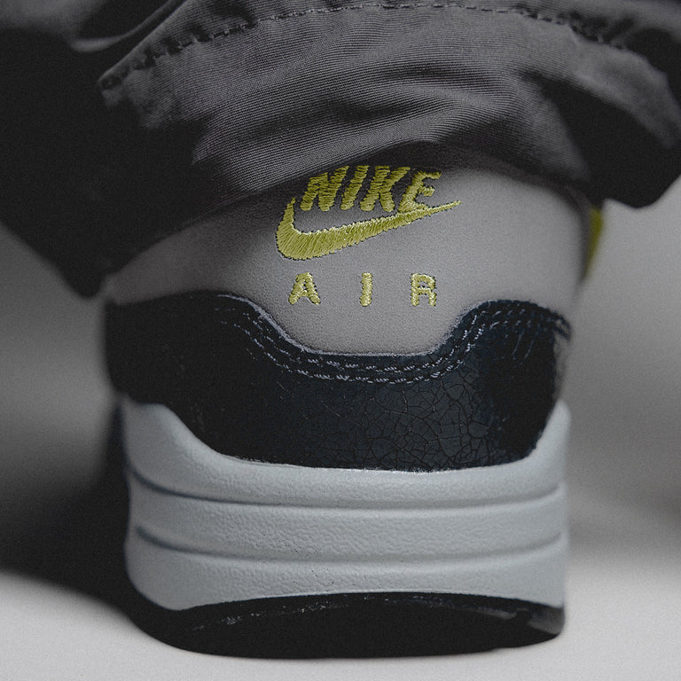 Nike x HUF Air Max 1 SP onfeet