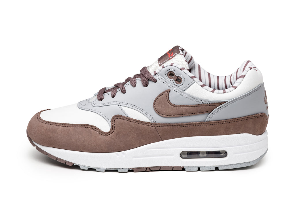 Nike air max 1 centre pompidou wolf grey outlet
