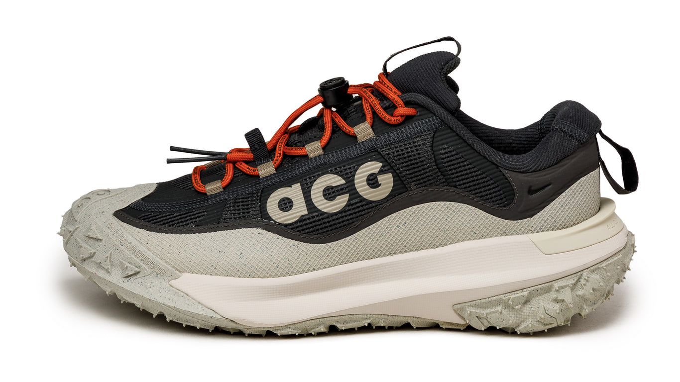 Nike acg grey running shoes hotsell