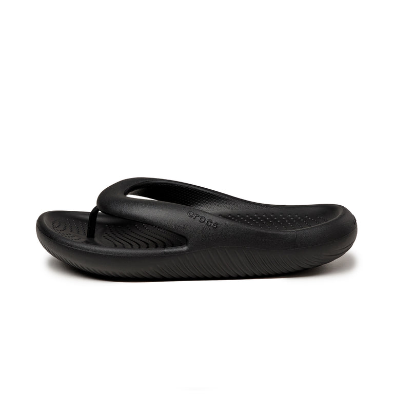 Crocs black women's flip flops online