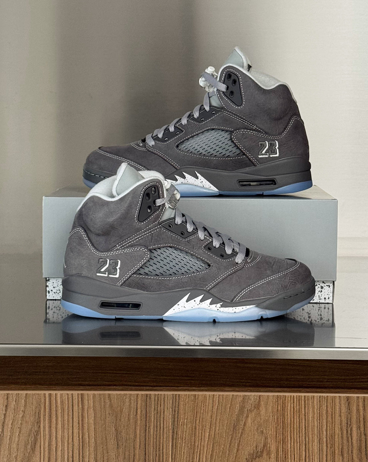 air jordan wolf greys