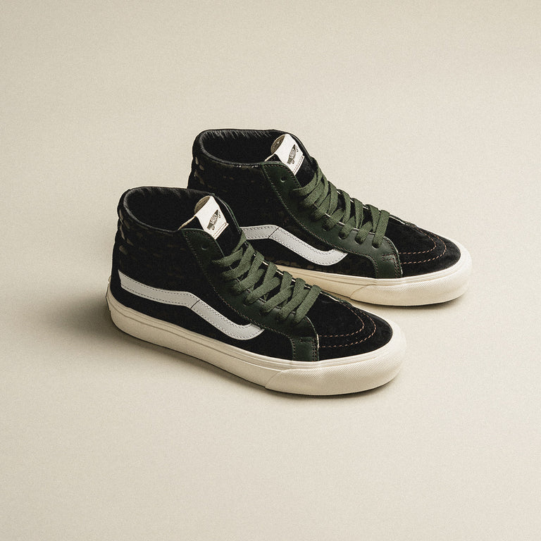 SK8-Hi Reissue VR3 LX onfeet
