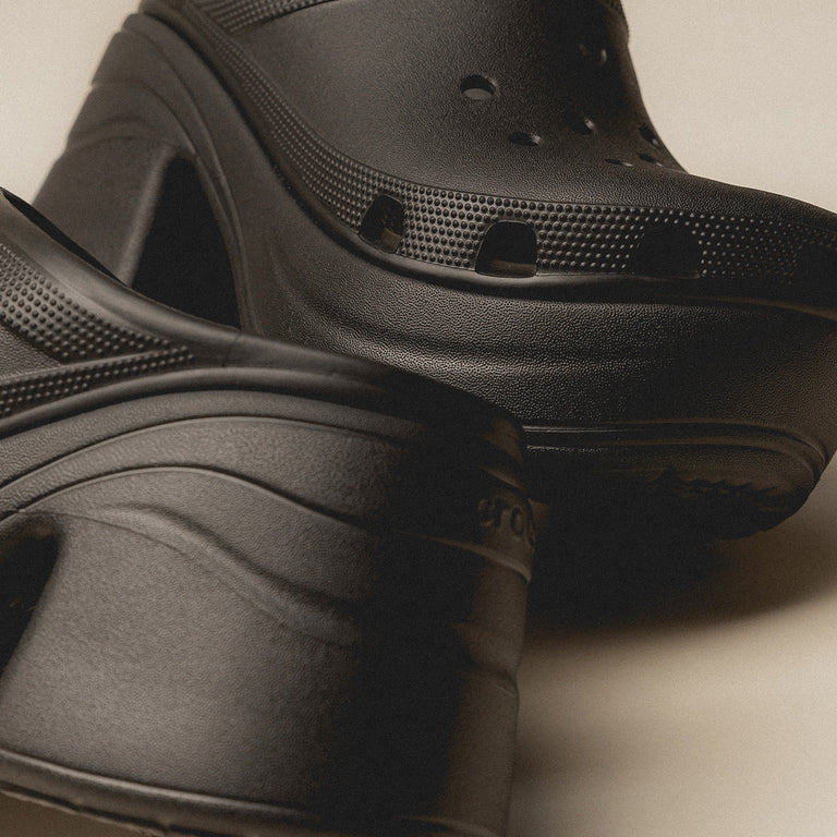Crocs Siren Clog onfeet