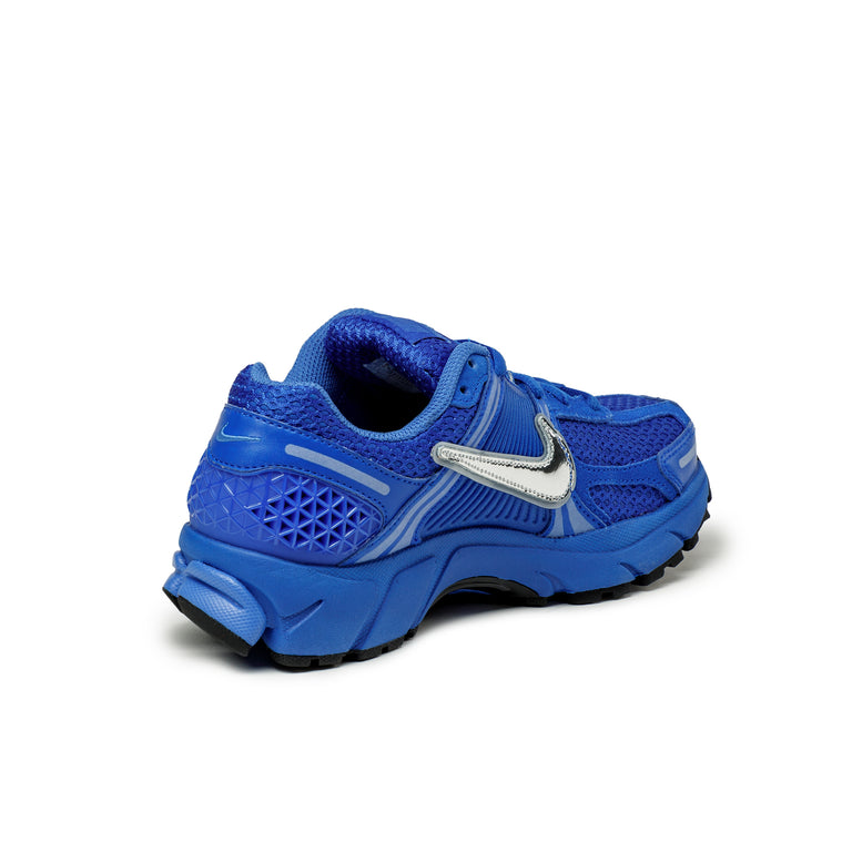 Nike Wmns Zoom Vomero 5