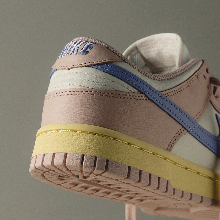 Nike Wmns Dunk Low *Pink Oxford* onfeet