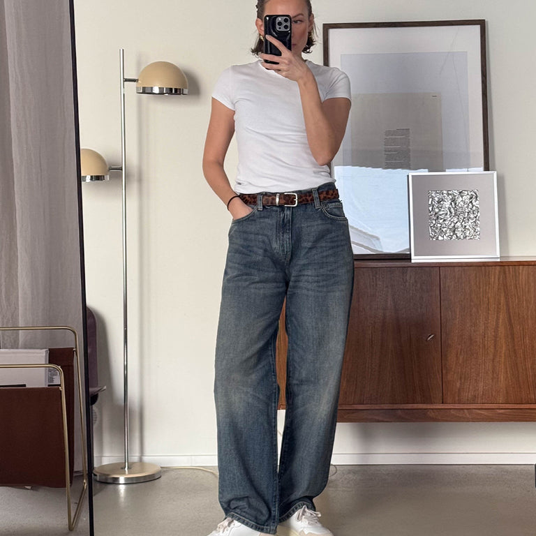 Autry Medalist W *Leather / Suede* onfeet