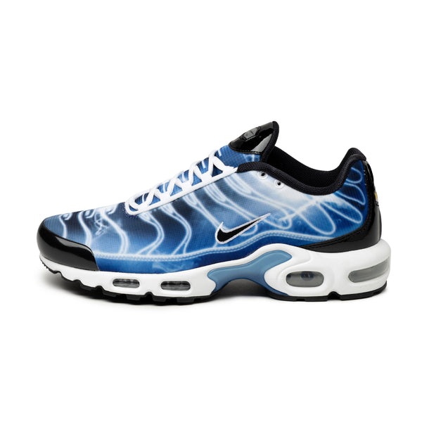 Air max plus best sale light blue and white