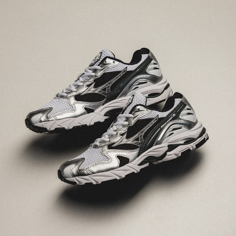 Mizuno Wave Rider 10 Sneaker Buy online now