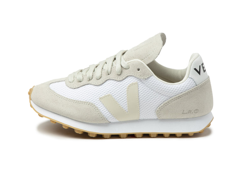 Veja Rio-Branco Alveomesh onfeet