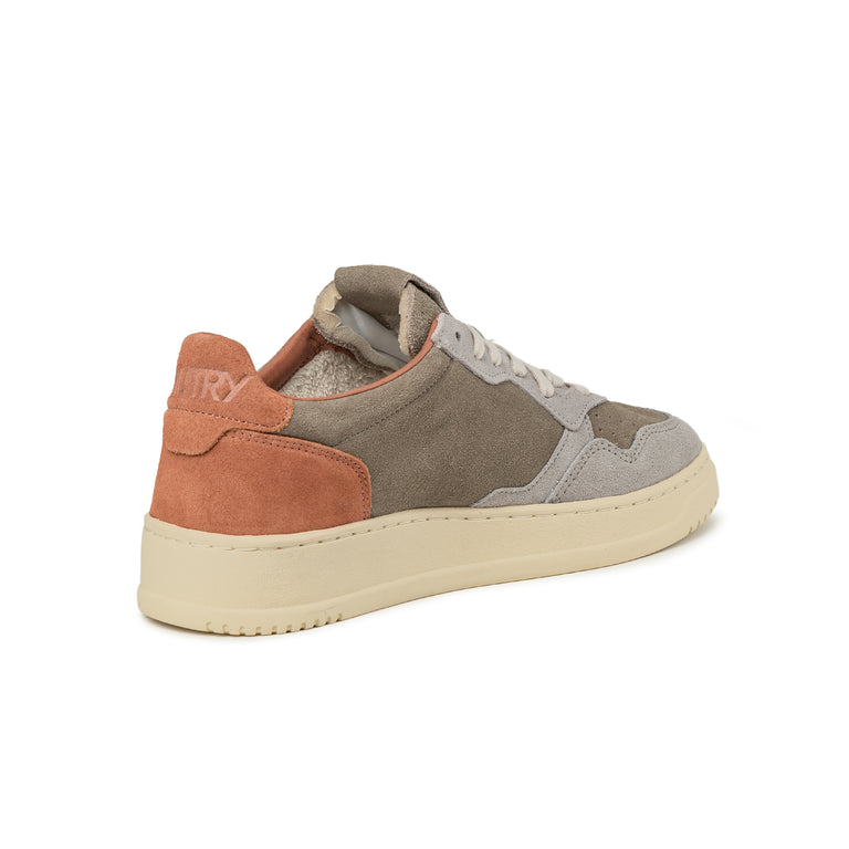 Autry Medalist *Suede* - 47 / Aluminum / Taxes - 3
