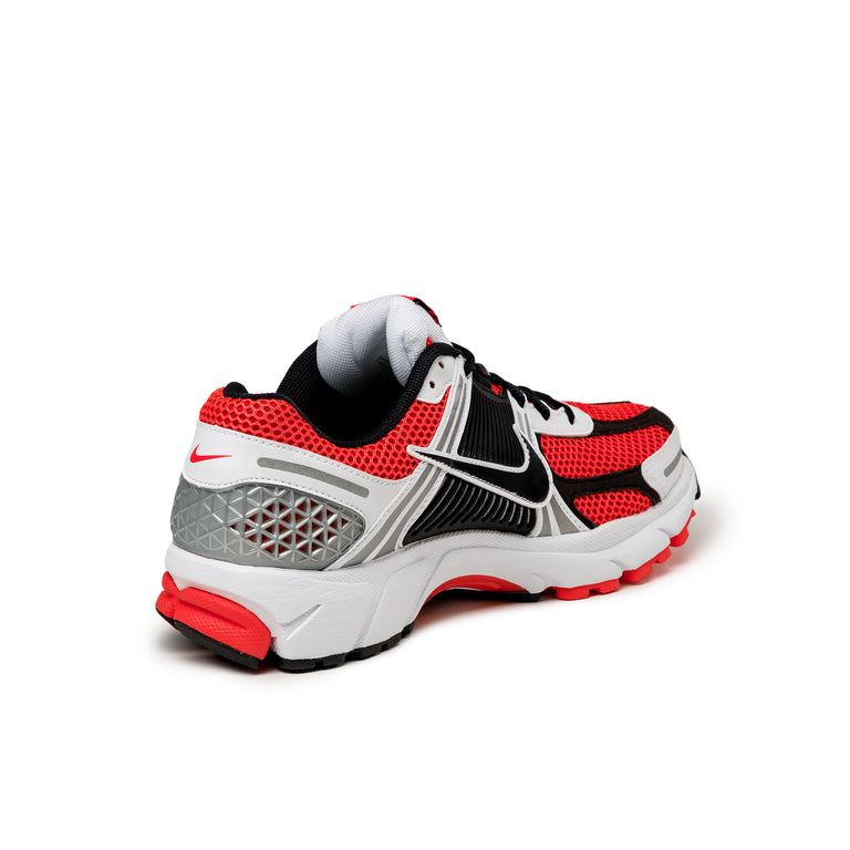 Nike Zoom Vomero 5 SE