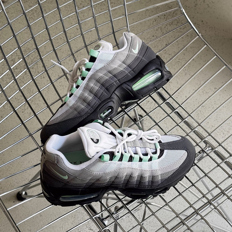 Nike Wmns Air Max 95 *Big Bubble* onfeet