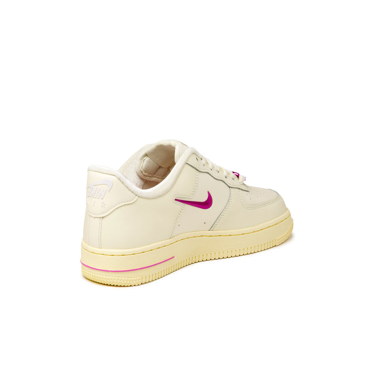 Nike Wmns Air Force 1 '07