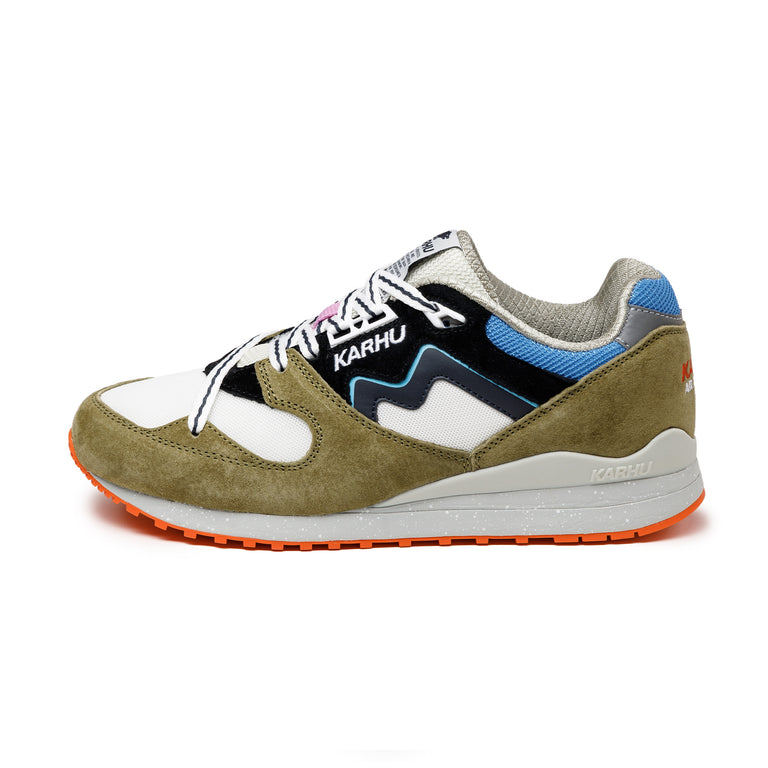 Karhu Synchron Classic *The Forest Rules*