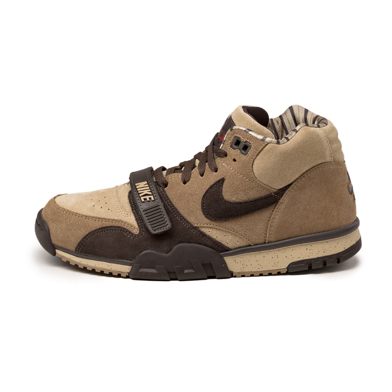 Nike Sneaker buy online at ASPHALTGOLD