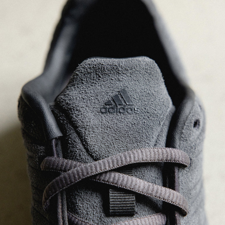 Adidas Ghost Sprint W onfeet