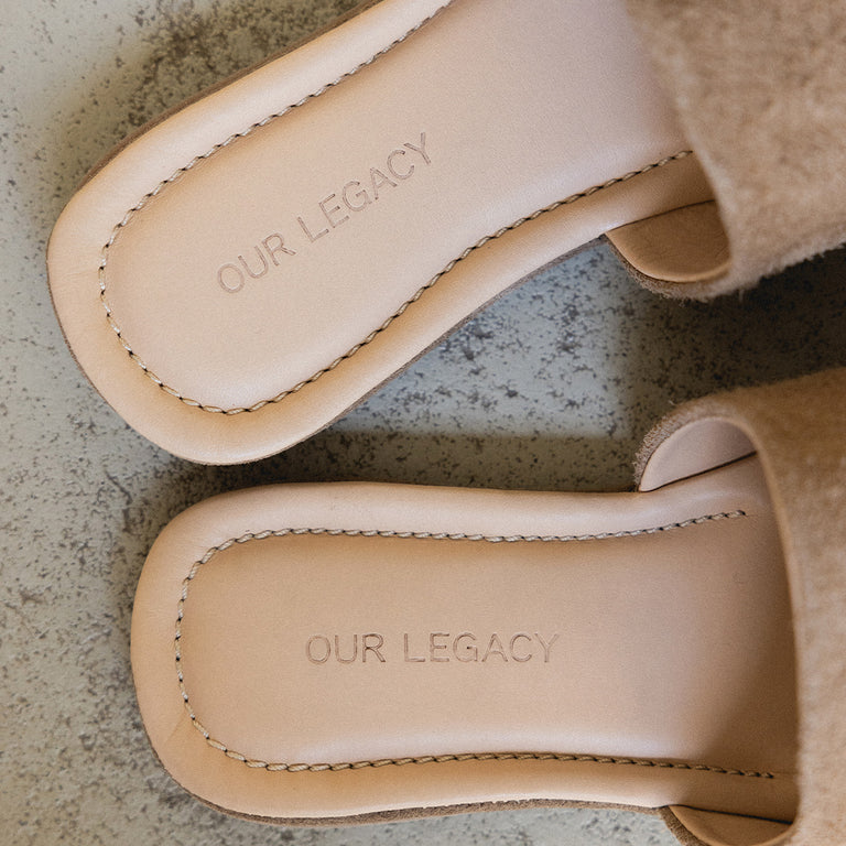 Our Legacy Cigarr Slipper onfeet