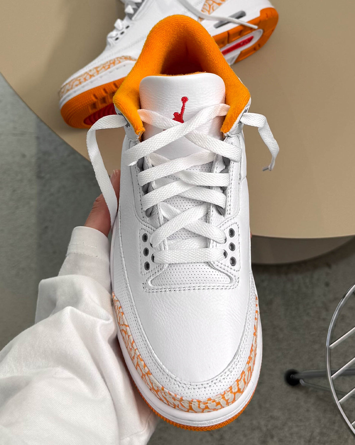 Nike Wmns Air Jordan 3 Retro *White and Orange Peel* Sneaker