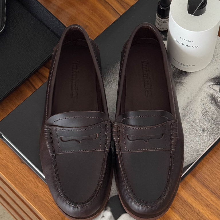 Timberland Classic Boat Loafer onfeet