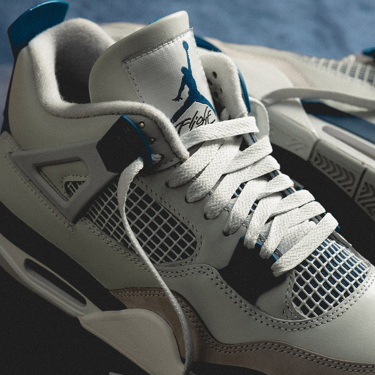 Nike Air Jordan 4 Retro *Industrial Blue* onfeet