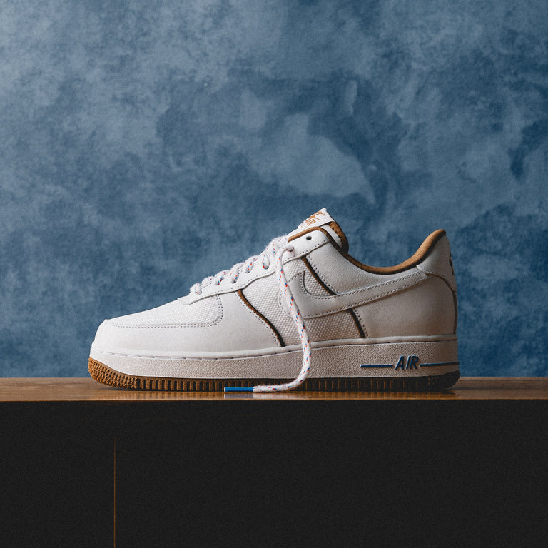 Nike Air Force 1 '07 LX onfeet