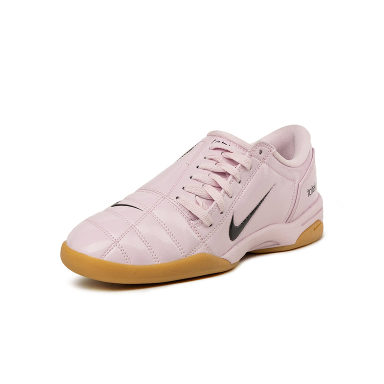 Nike Total 90