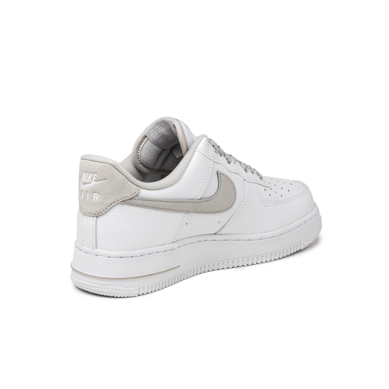 Another leaked photo of the upcoming Nike LeBron 12 seems to have 