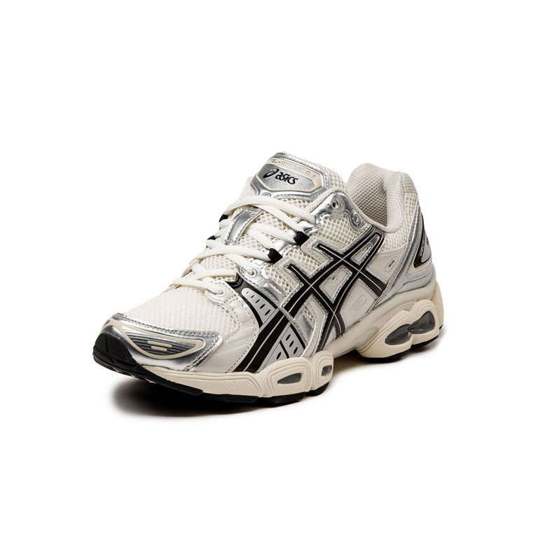 Asics GEL-Nimbus 9 onfeet