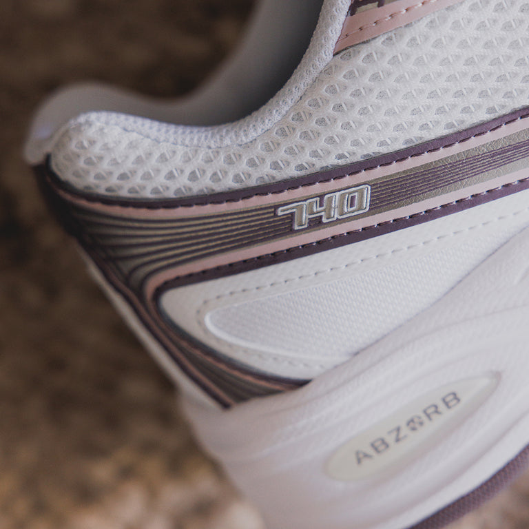 New Balance U740PK2 onfeet
