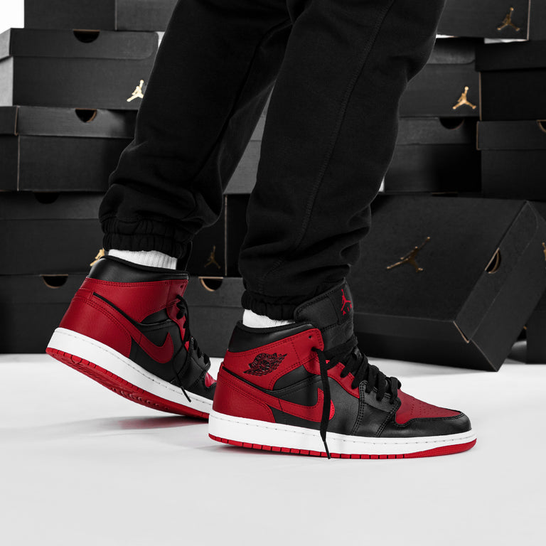 Air jordan 1 banned for sale new arrivals