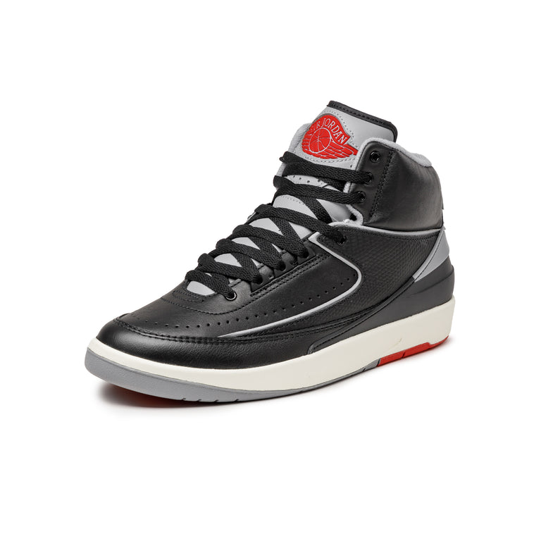Nike Air Jordan 2 Retro *Black Cement* onfeet