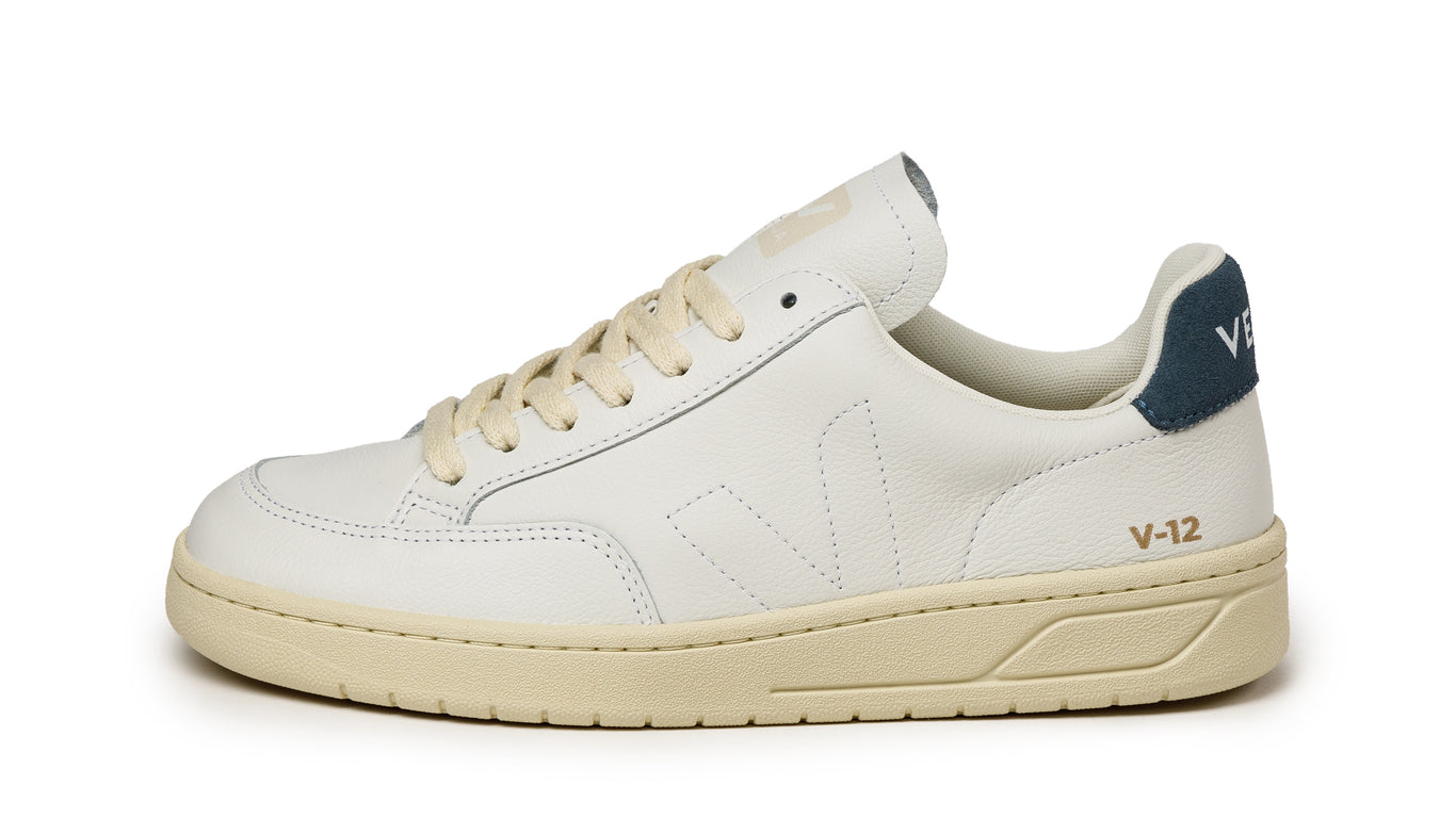 Veja V-12 Stitch W Sneaker » Buy online now!