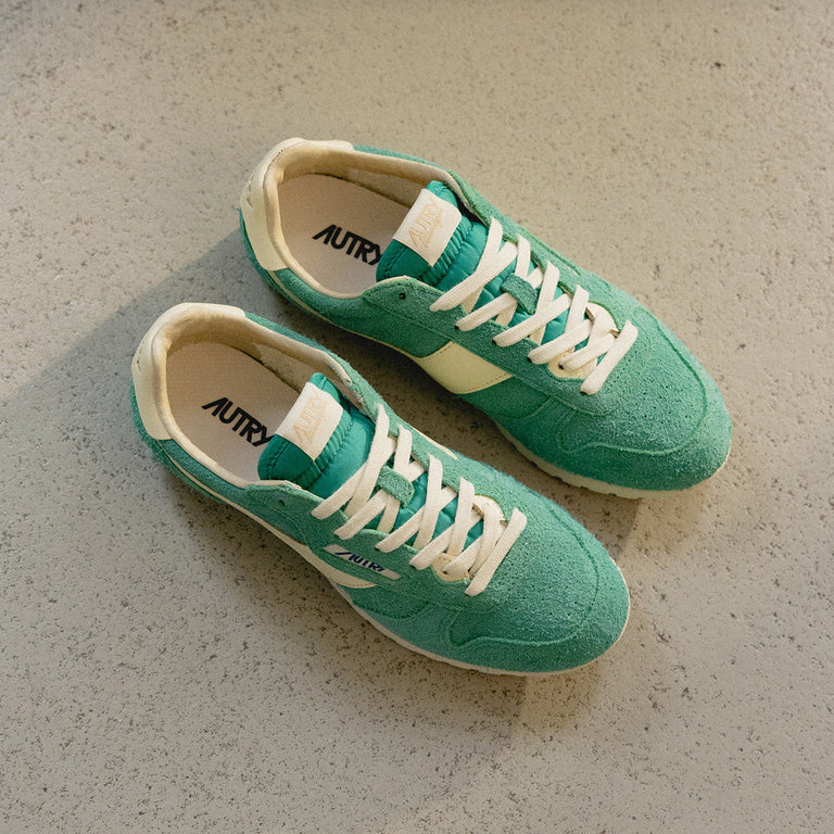 Autry Windspin W *Suede / Leather* onfeet