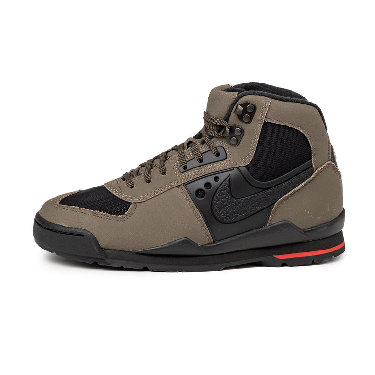 Nike Baltoro QS - 41 / Olive Khaki / Black / University Red
