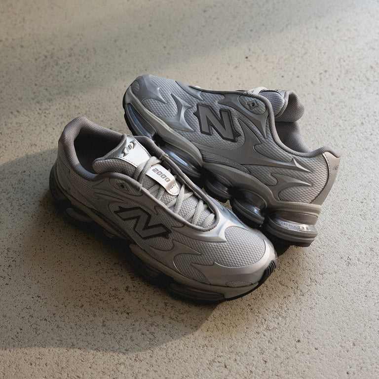 New Balance ABZORB 2000 onfeet