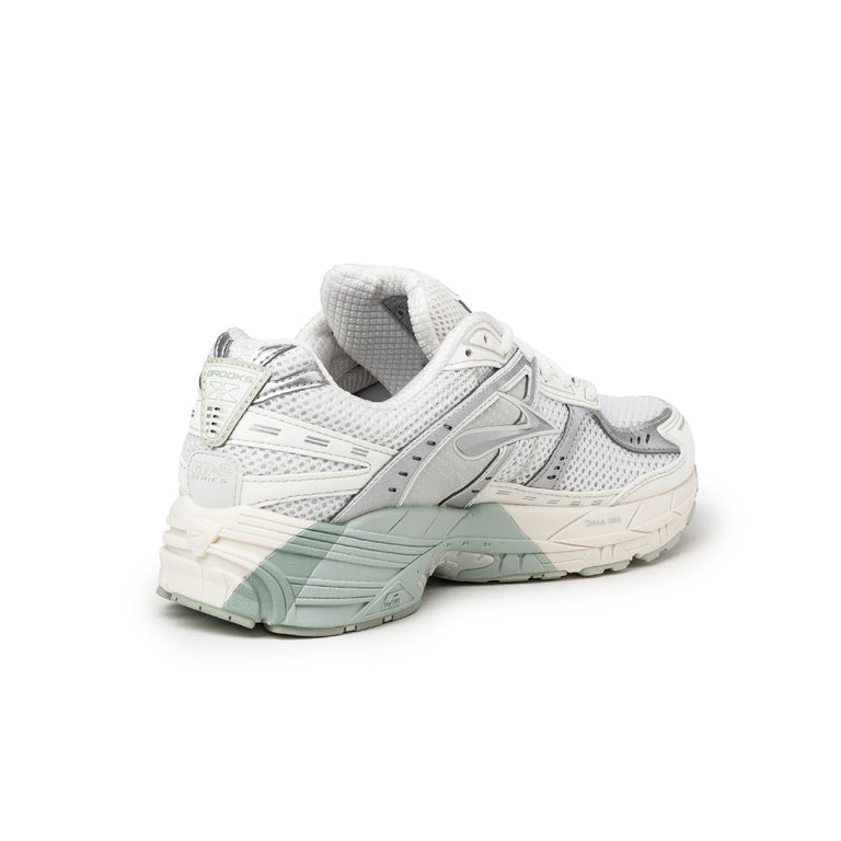 Brooks Adrenaline GTS 10 - 47.5 / White / Coconut Milk / Smoke - 3