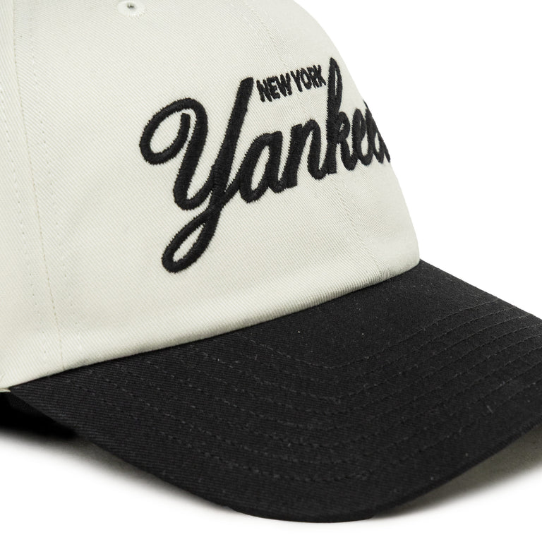 47 MLB New York Yankees Foundational Two Tone *Clean Up* Cap (Sandstone)