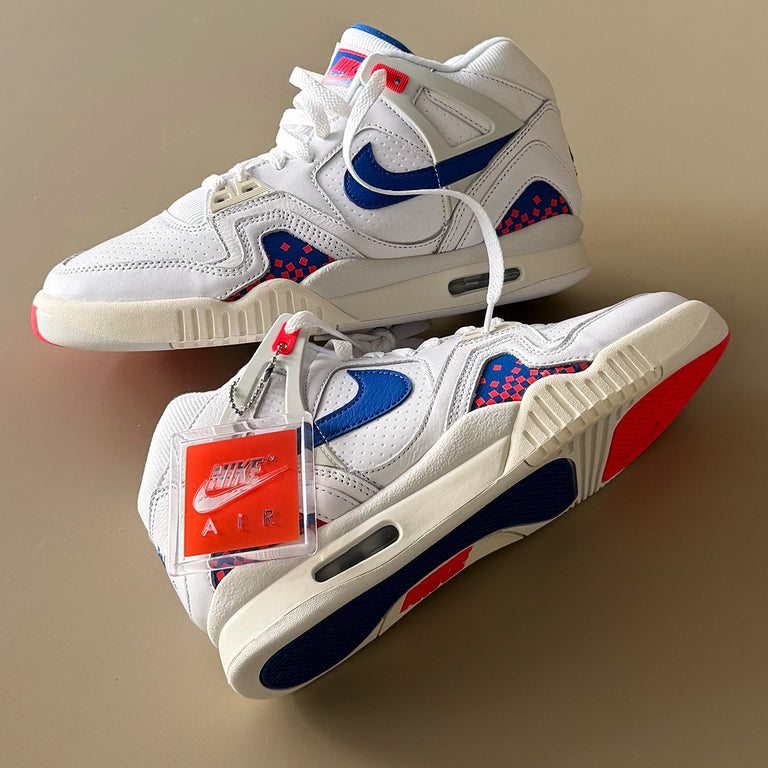 Nike Air Tech Challenge 2 QS *Pixel Court* onfeet